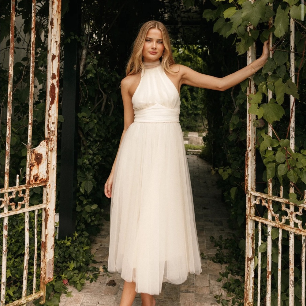 Petal & Pup - Aletta Halterneck Midi Dress sz L